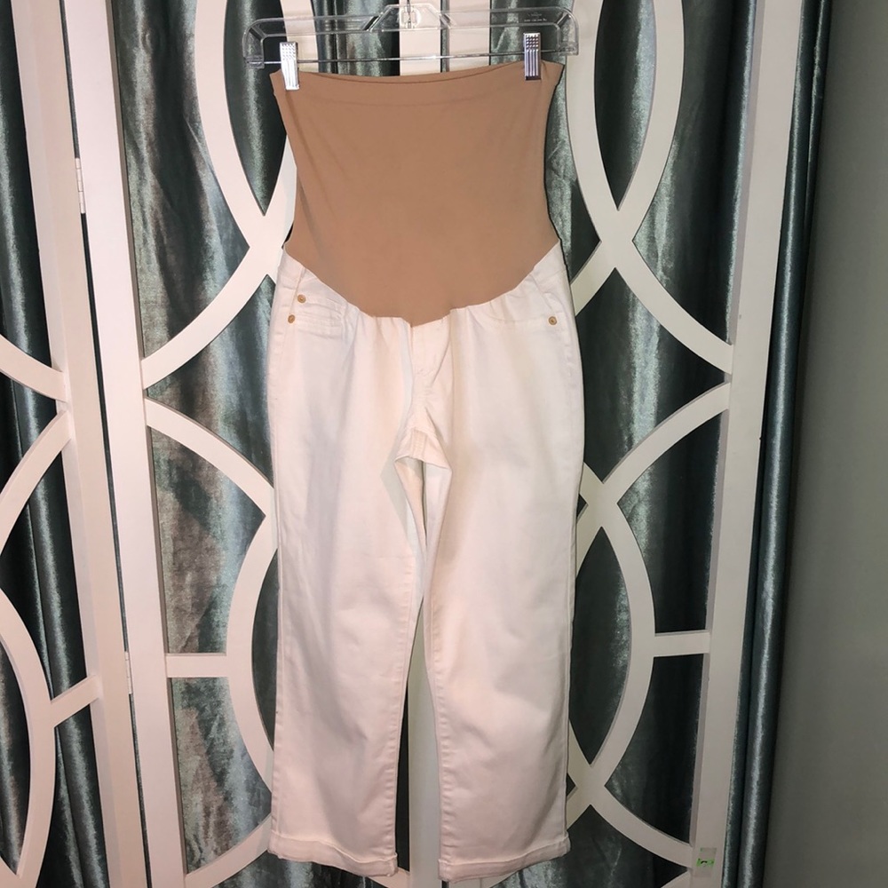 🍼2/$40 LED Cuffed Cropped Jean